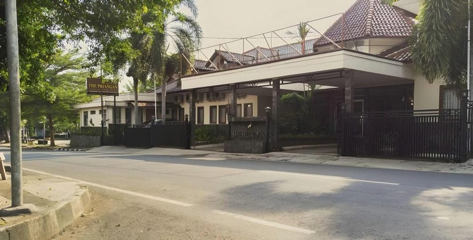 The Priangan Hotel I Yos Sudarso Hotel in West Java