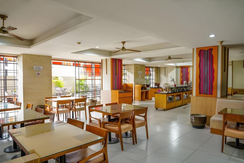 Alia Matraman Syariah Hotel in South Jakarta City