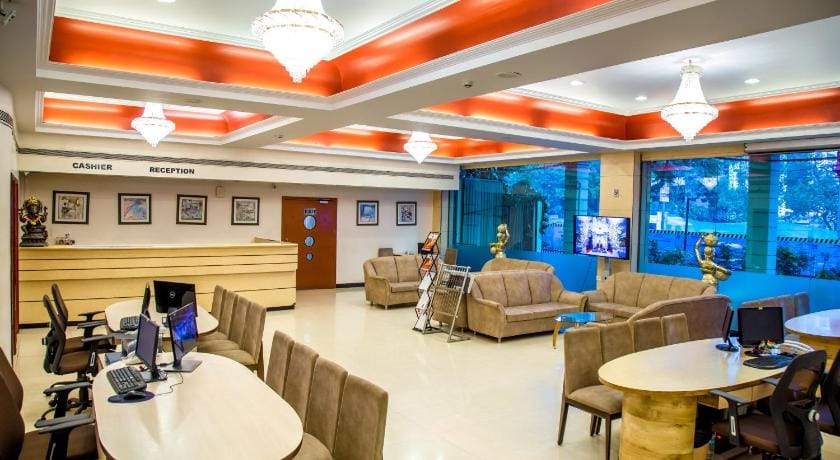 Hotel Tip Top Plaza Hotel in Thane