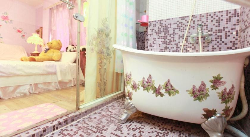 Love in Pearl Hostel Bed and Breakfast in Taiwan, Province of China