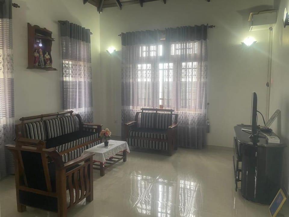 Randi Homestay Vacation rental in Negombo