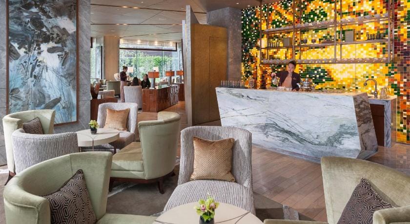 Mandarin Oriental Pudong Shanghai Hotel in Shanghai