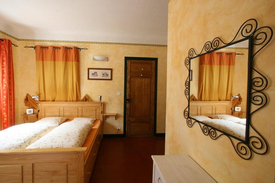 La Villa du Parc Bed and Breakfast in Catalonia