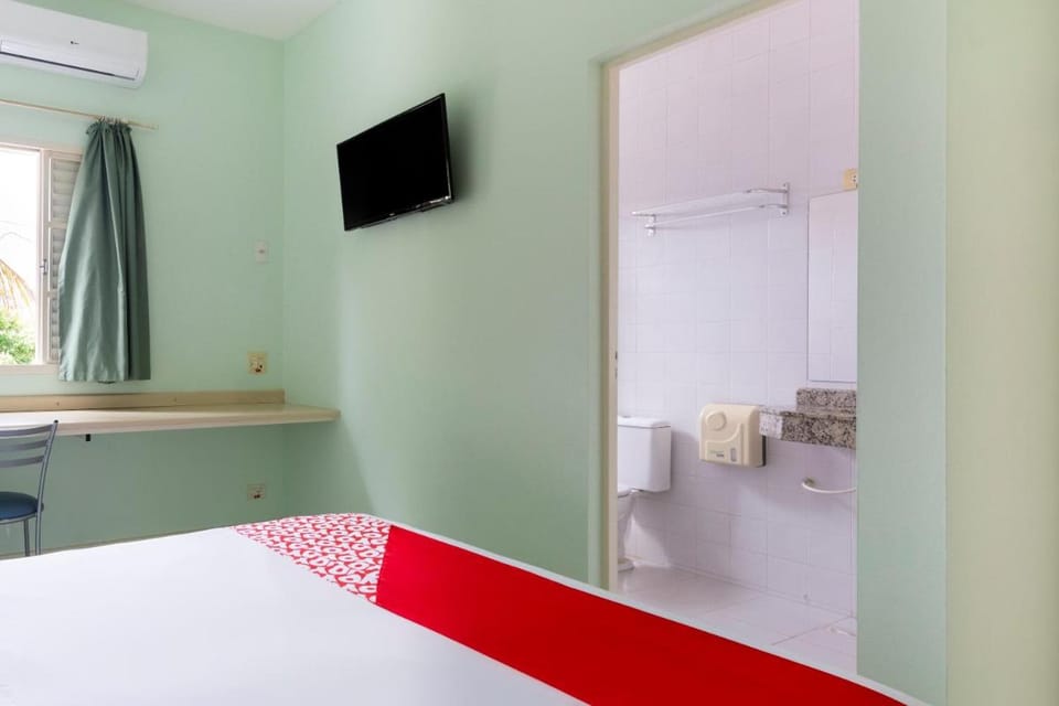 OYO Hotel Cosmópolis, Sao Paulo Hotel in State of São Paulo