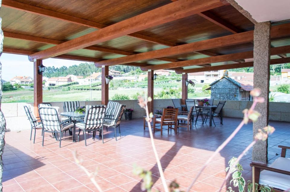 Casa Codesal Apartamentos Apartment in O Salnés