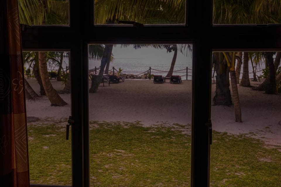 Anse Kerlan Beach Chalets Bed and Breakfast in Africa