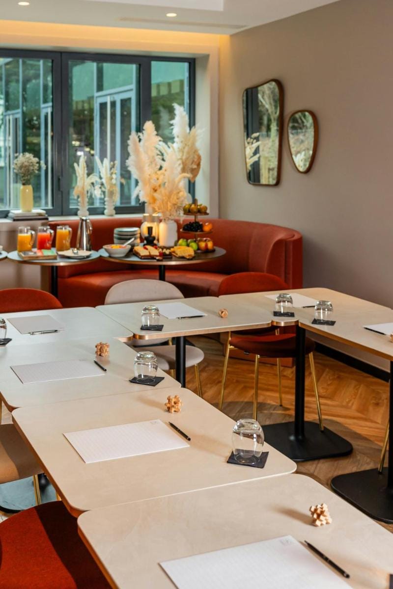 AC Hotel by Marriott Paris Porte Maillot Hotel in Paris