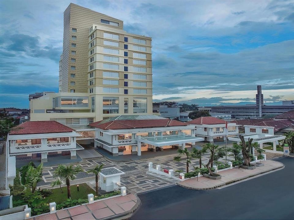 Kimaya Braga Bandung by Harris Hotel in Bandung