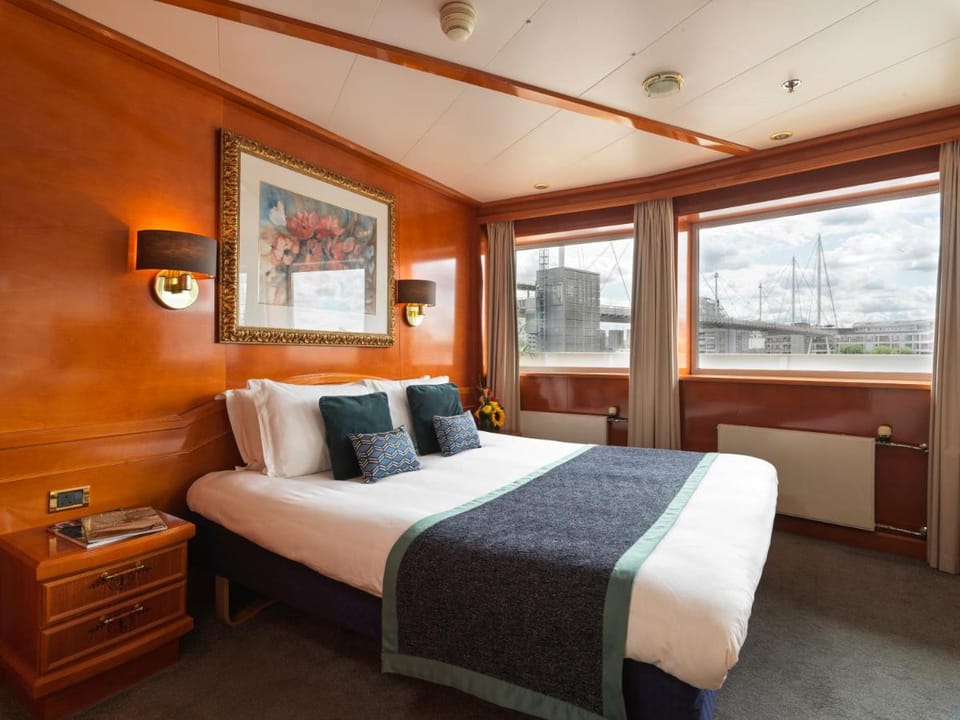 Sunborn London Yacht Hotel Hotel in London