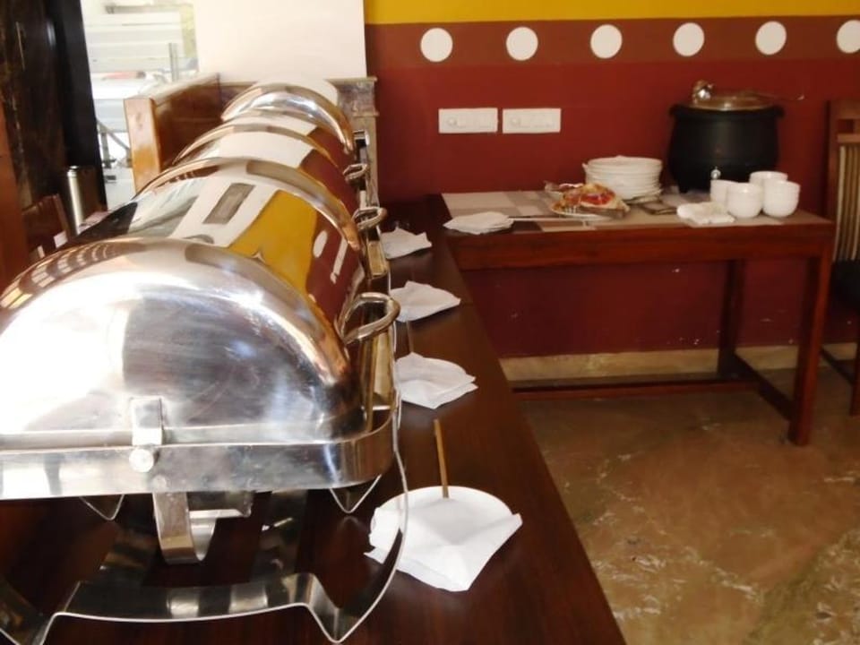 Hotel Inn Tawang Hotel in New Delhi