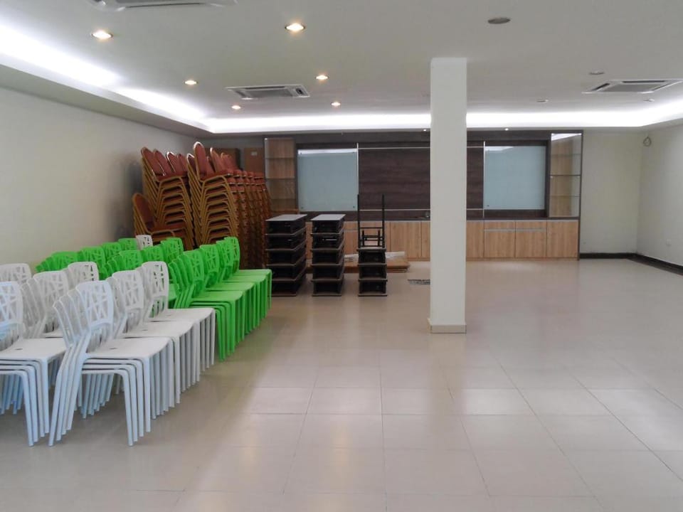Hotel Grand Court Inn - Sungai Besar Hotel in Selangor, Malaysia