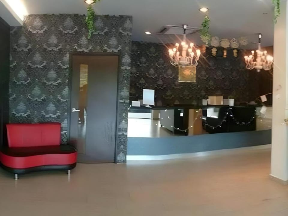 Hotel Grand Court Inn - Sungai Besar Hotel in Selangor, Malaysia