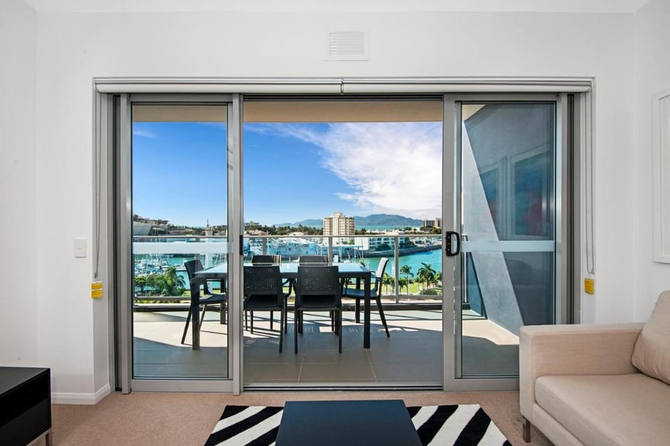 Allure Hotel & Apartments Apartment hotel in Townsville
