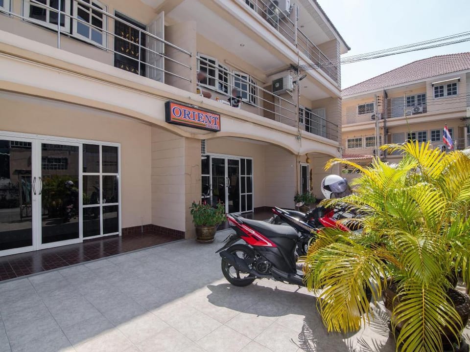Orient House Hostel in Pattaya City