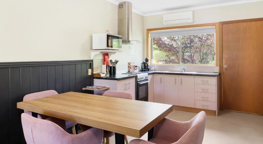Banjos All Seasons Accommodation Apartment in Mansfield