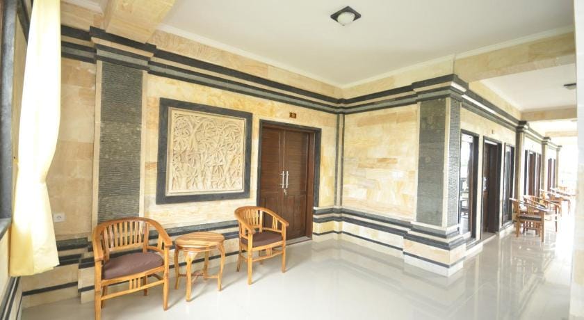 Putu Guest House II Bed and Breakfast in North Kuta