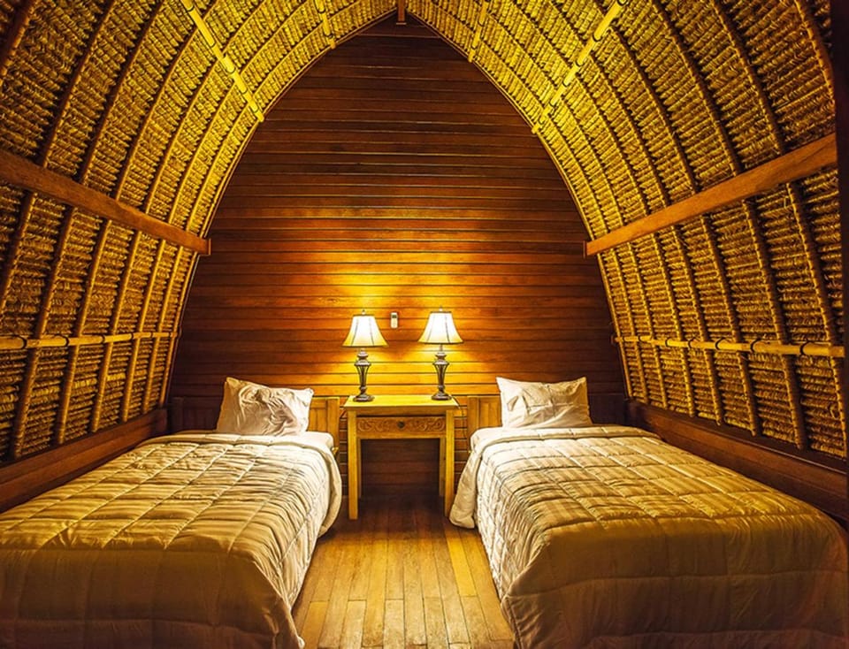Sukanusa Luxury Huts Campground/ 
RV Resort in Nusapenida