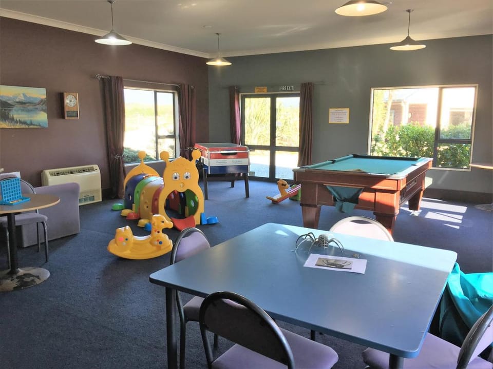 Haast River Motels & Holiday Park Campground/ 
RV Resort in West Coast