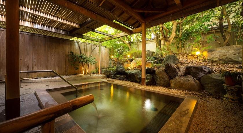 Kasuga Hotel Ryokan in Japan