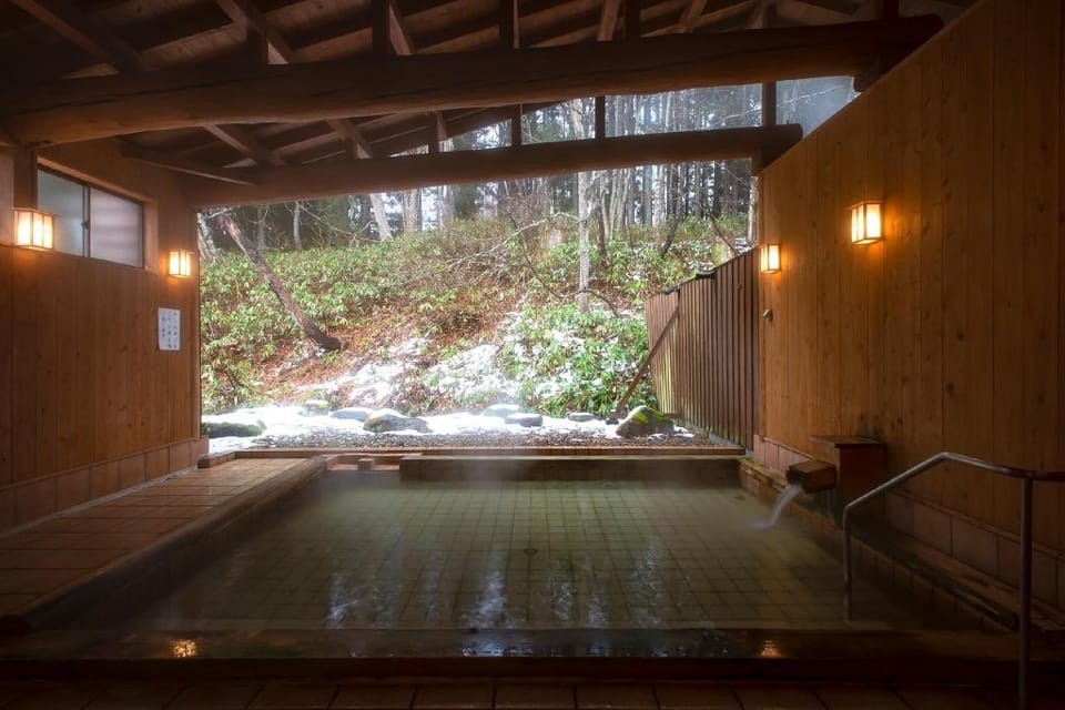 Mikunitouge Onsen Oyado Honjin Hotel in Japan