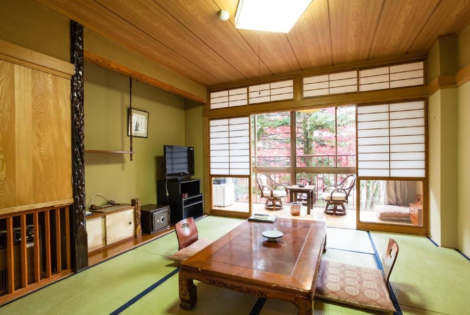 Mikunitouge Onsen Oyado Honjin Hotel in Japan