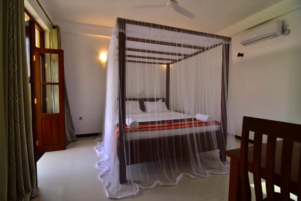 Park Lane Apartments Bed and Breakfast in Negombo