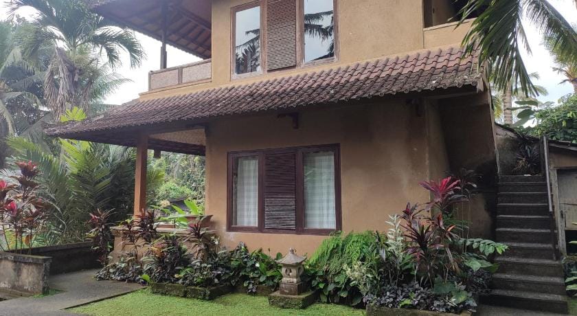 Sari Wangi Cottage Bed and Breakfast in Ubud