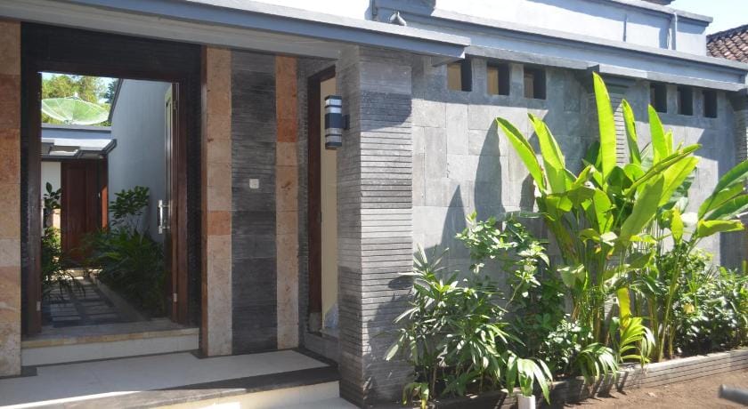Villa Sahabat Villa in Pemenang
