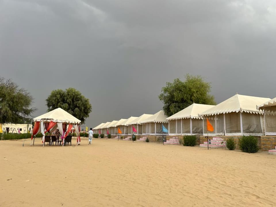 Desert Holiday Camp Jaisalmer Luxury tent in Sindh