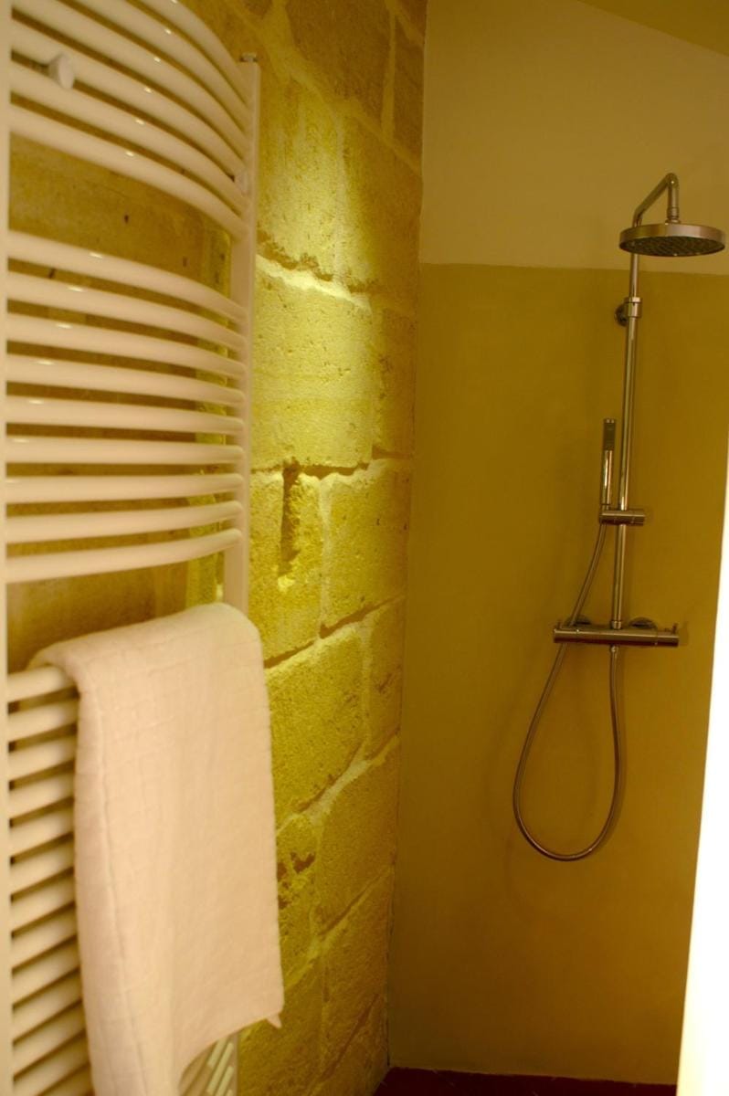 La Maison Rouge d'Uzes B&B Bed and Breakfast in Uzes