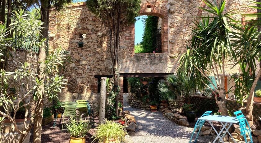 Mas Peu Del Causse Bed and Breakfast in Catalonia