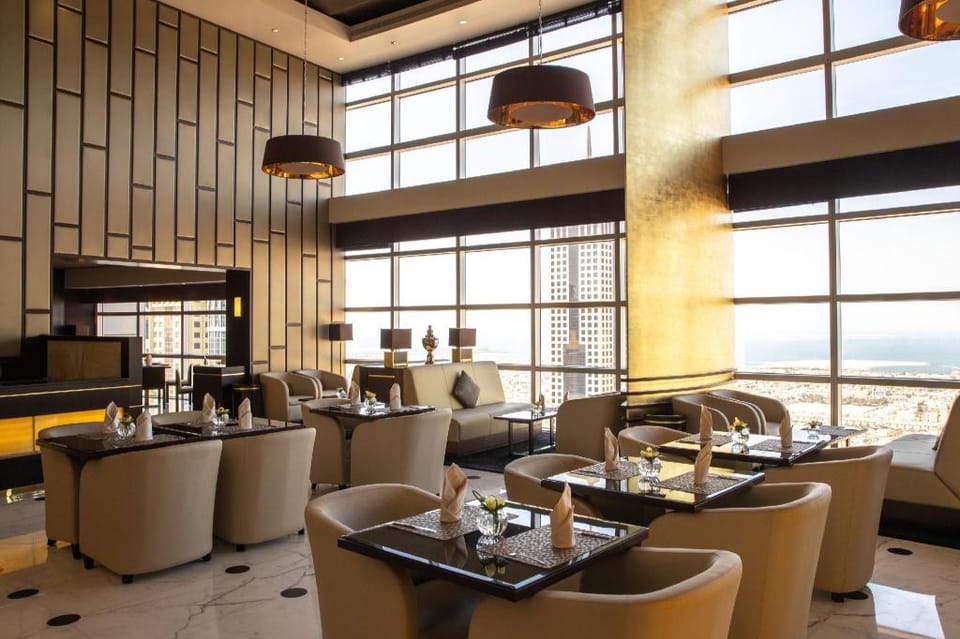 Jumeirah Emirates Towers Hotel in Dubai