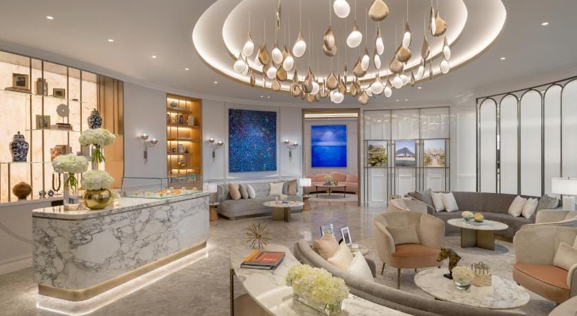 Jumeirah Emirates Towers Hotel in Dubai