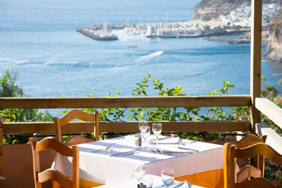 Mogan Princess & Beach Club Hotel in Comarca Sur