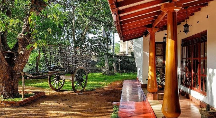 Saubagya Inn Hotel in Sri Lanka