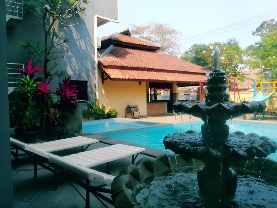 Sun Set View Hotel Hotel in Indonesia