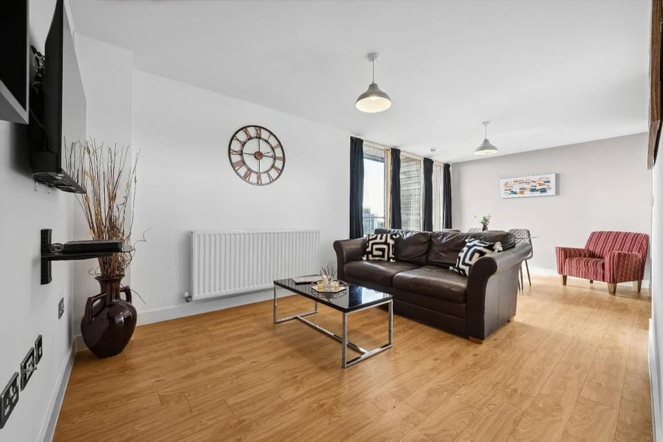 Cotels Serviced Apartments - Vizion Apartment in Milton Keynes
