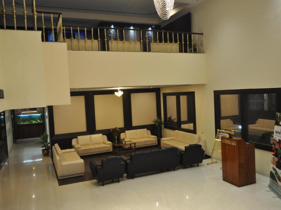 Hotel Plaza Inn Hotel in Varanasi