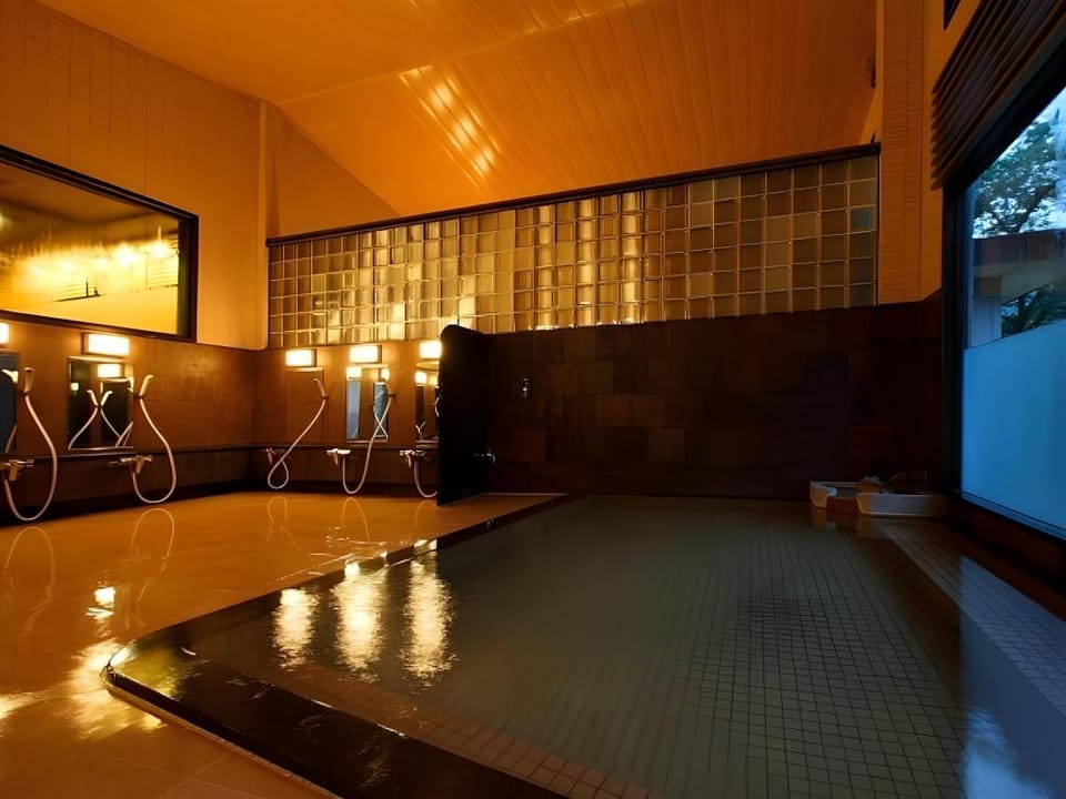 Ryokan Sanrakuen Ryokan in Ishikawa Prefecture
