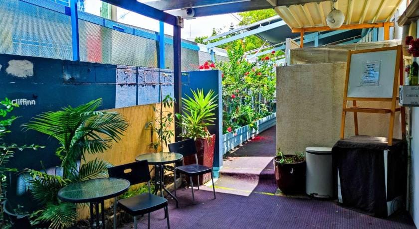 The Cliff House Hotel in Kangaroo Point