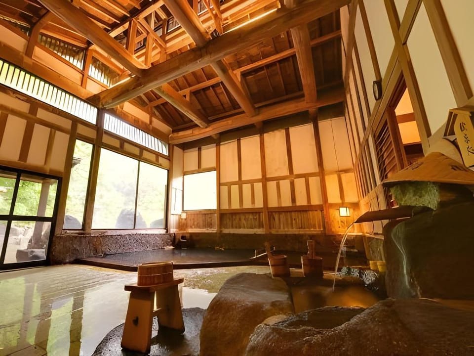 Kaikake Onsen Ryokan Hotel in Japan