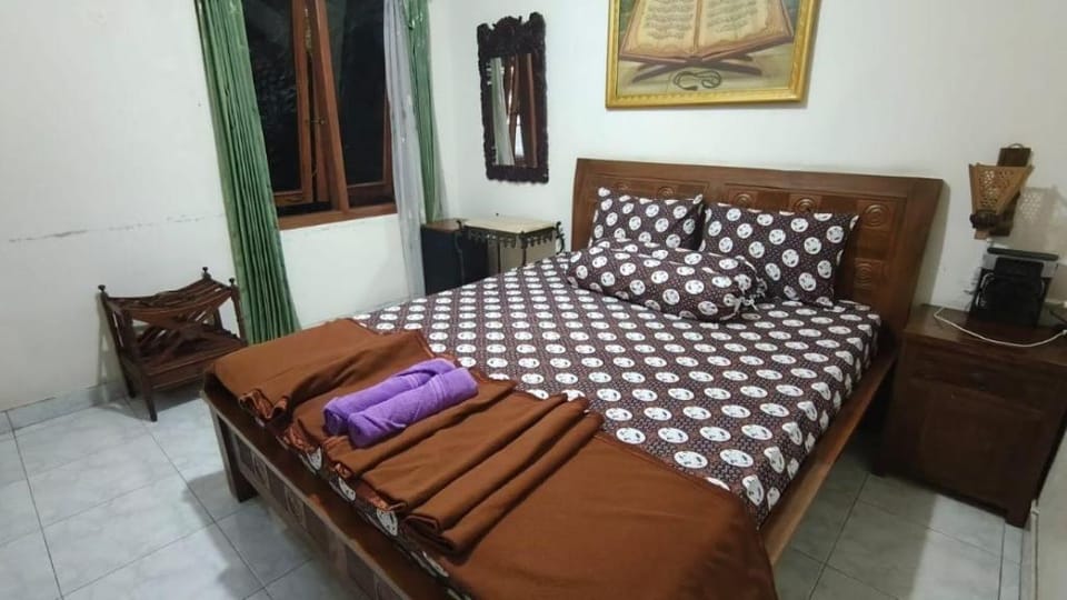 Raras Family House Hotel in Special Region of Yogyakarta