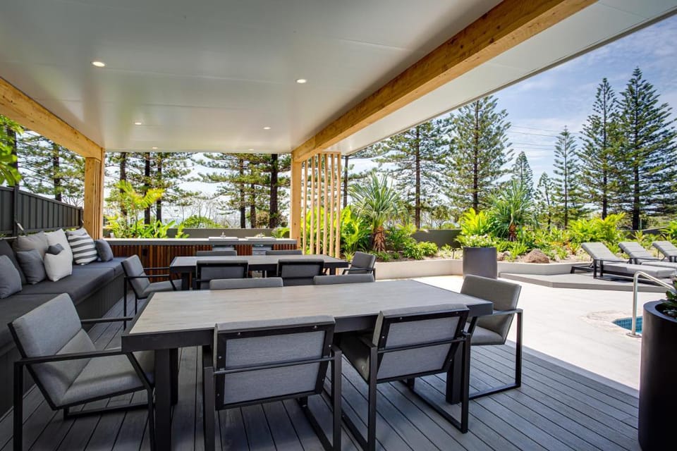 Burleigh Esplanade Apartments Apartment hotel in Burleigh Heads