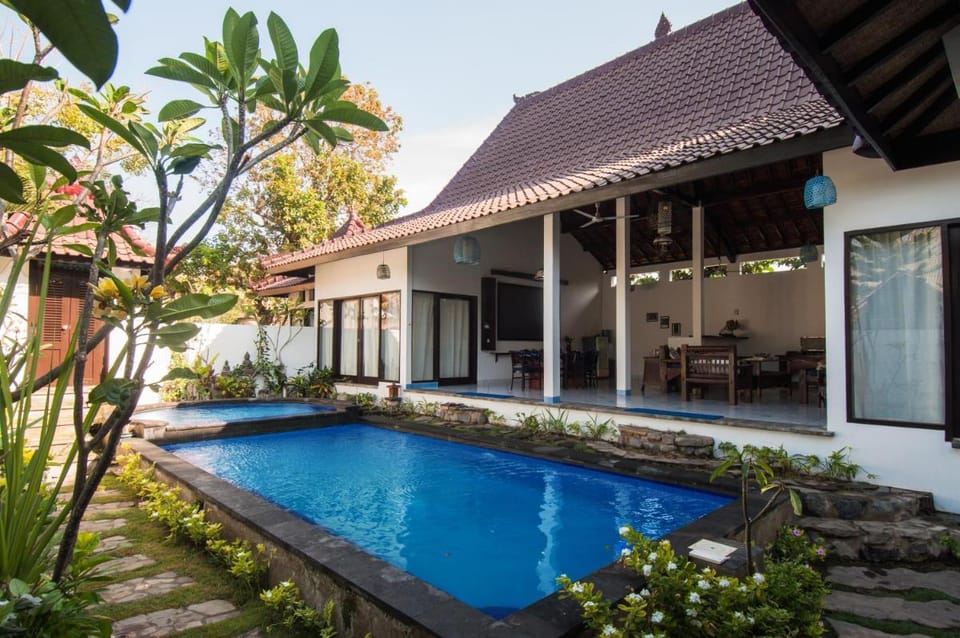 Ambary House Gili Trawangan- 2 BR Private Villa, Pool Villa in Pemenang