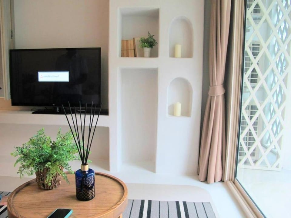 Chelona Hua Hin Condo Apartment in Nong Kae
