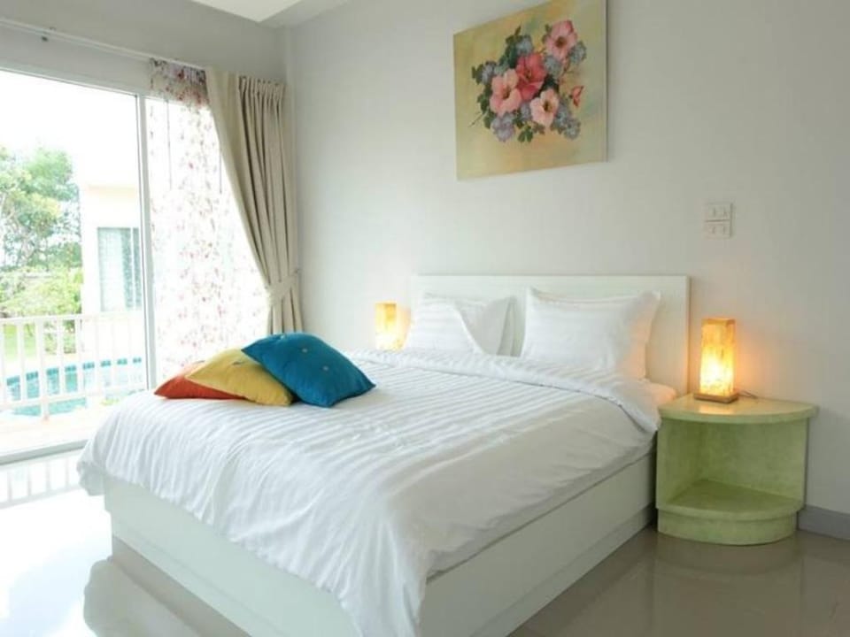 Kabantamor Hua Hin Pool Villa Villa in Nong Kae