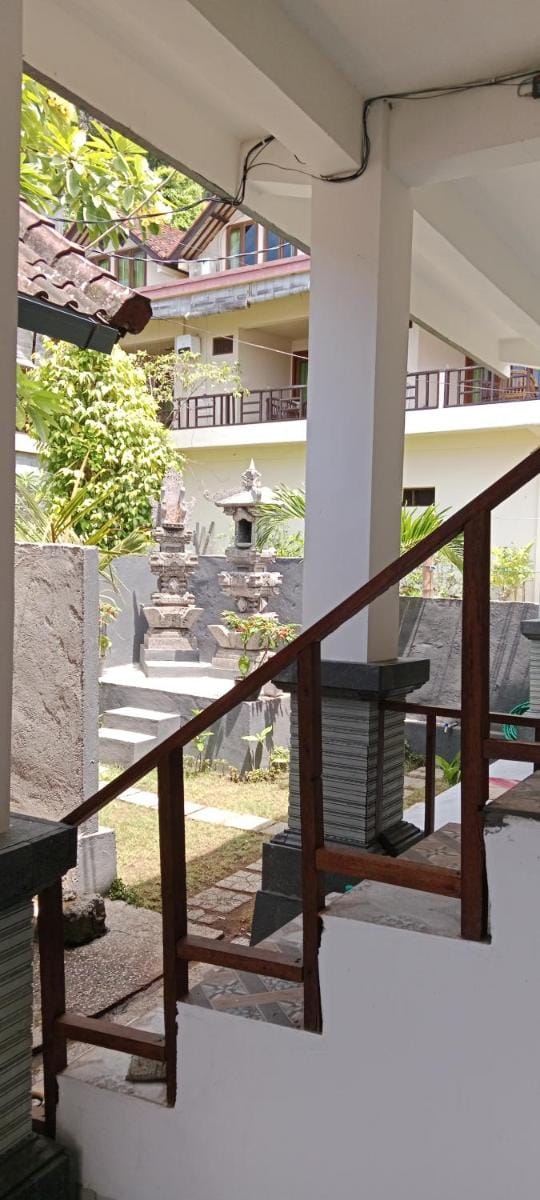 Beten Enjung Home Stay&rooftop Vacation rental in Abang
