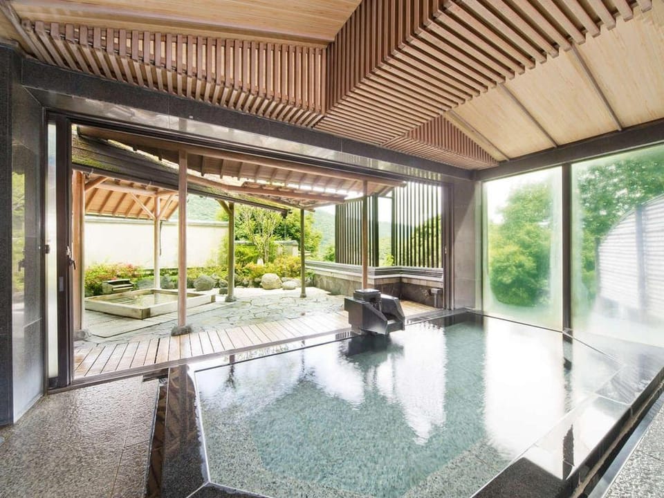 Ryokan Aura Tachibana Ryokan in Hakone
