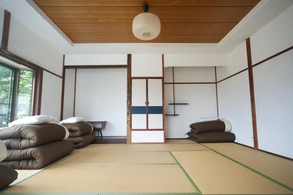 Onsen Guesthouse HAKONE TENT Bed and Breakfast in Hakone