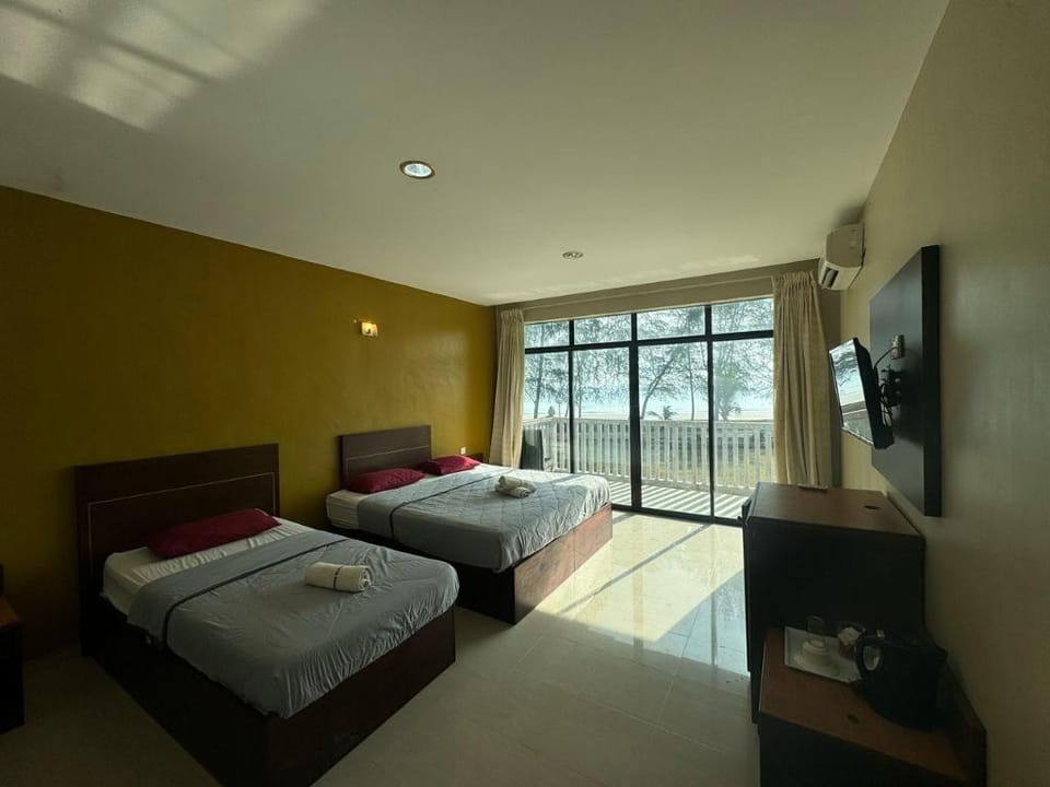 Mersing Beach Resort Hotel in Mersing